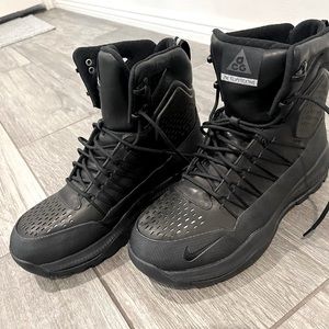 Nike Superdome size 12-13